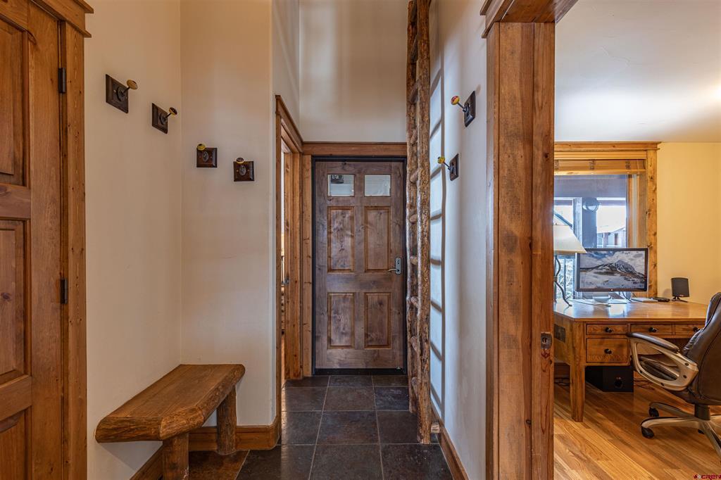 9 Hunter Hill Road Unit: 301