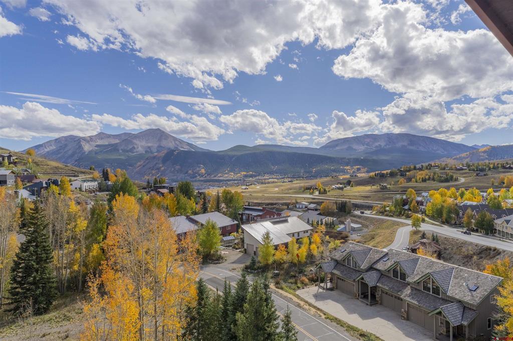 9 Hunter Hill Road Unit: 301