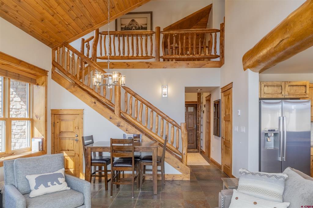 9 Hunter Hill Road Unit: 301