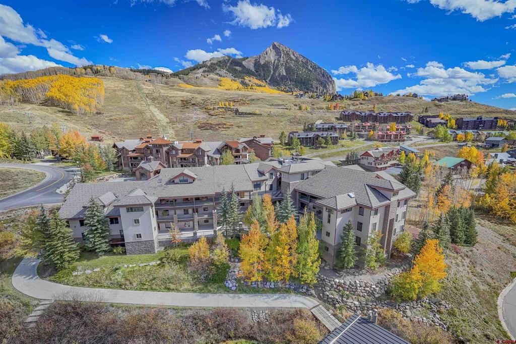 9 Hunter Hill Road Unit: 301