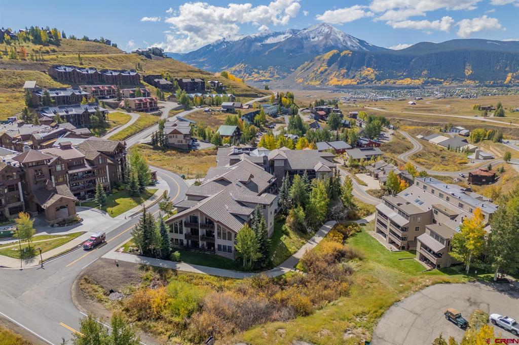 9 Hunter Hill Road Unit: 301