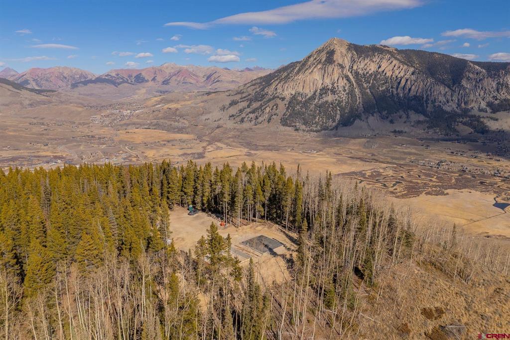 997 Saddle Ridge Road