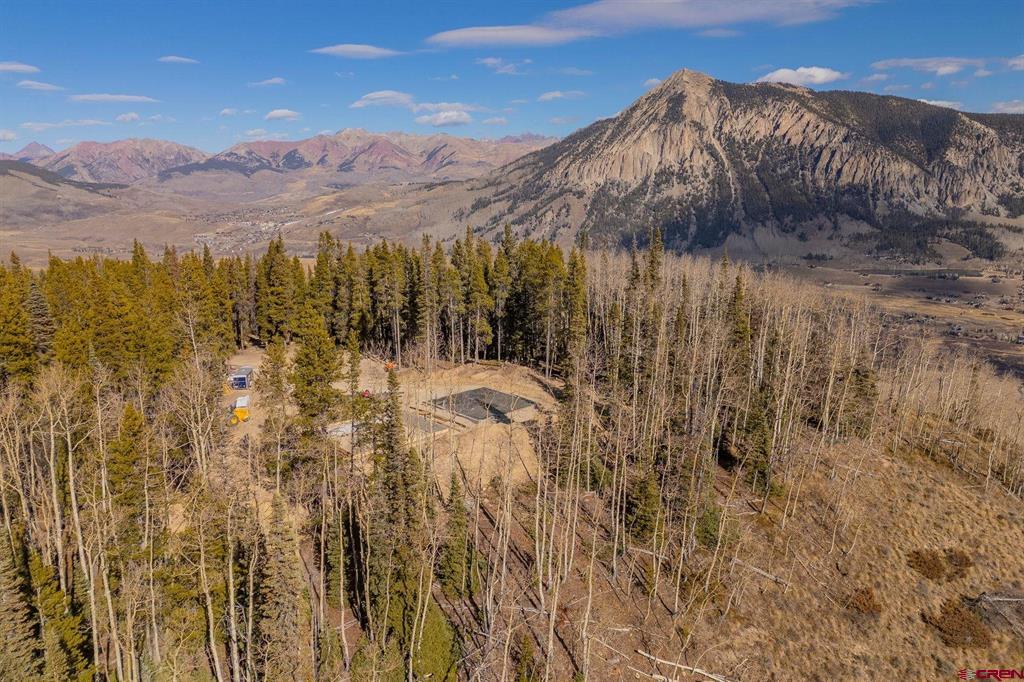 997 Saddle Ridge Road