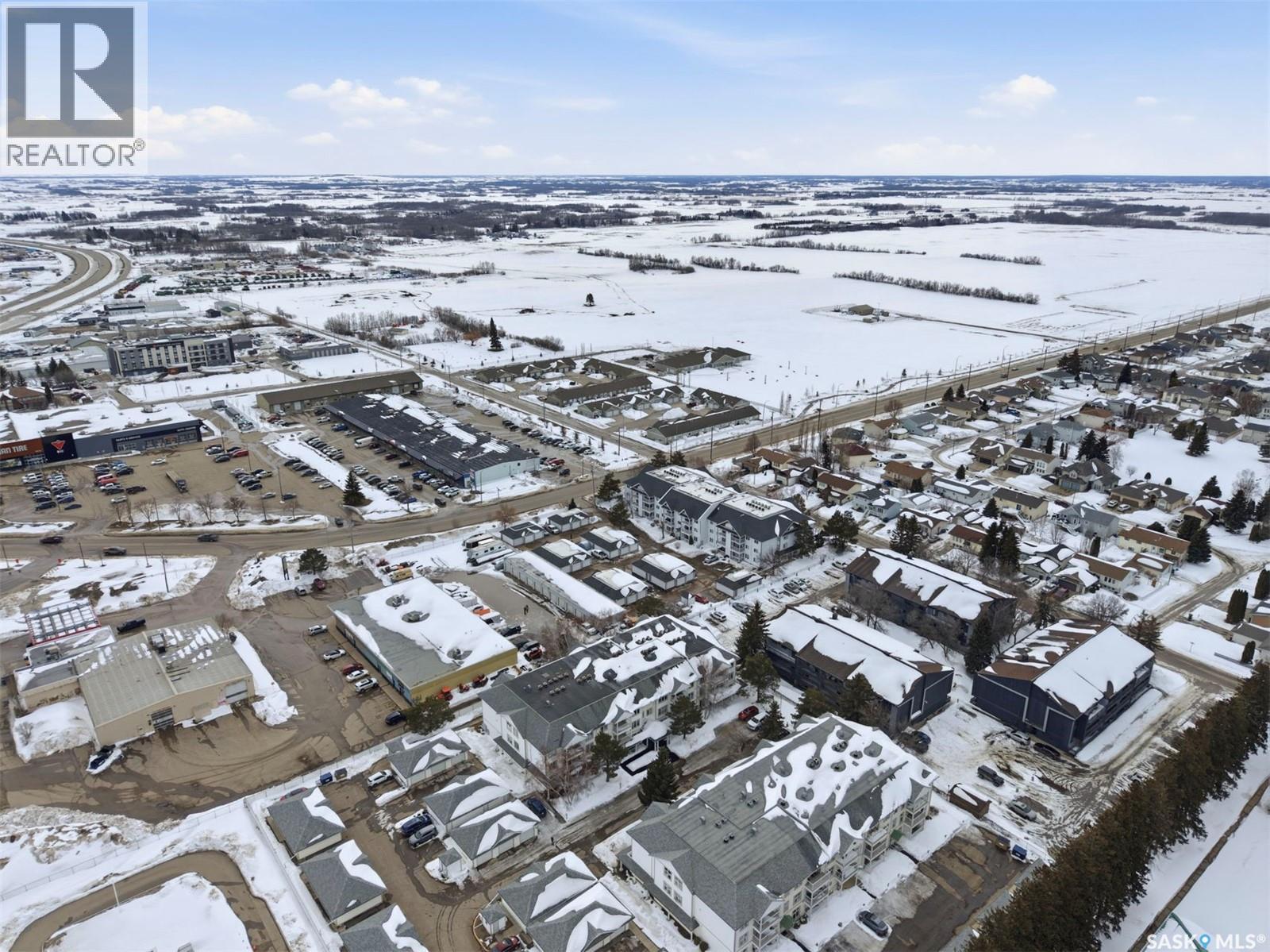 212 305 34th STREET W