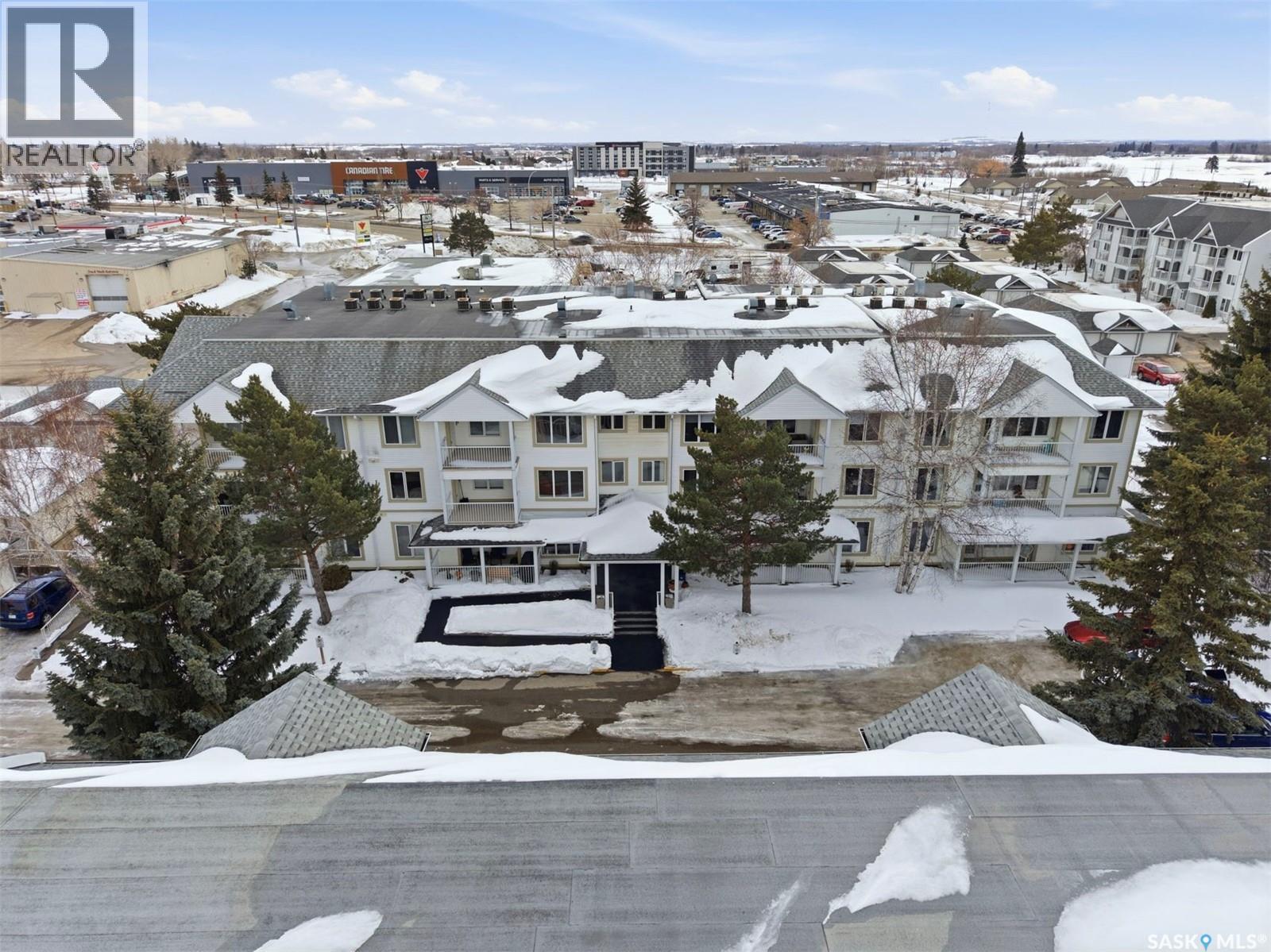 212 305 34th STREET W