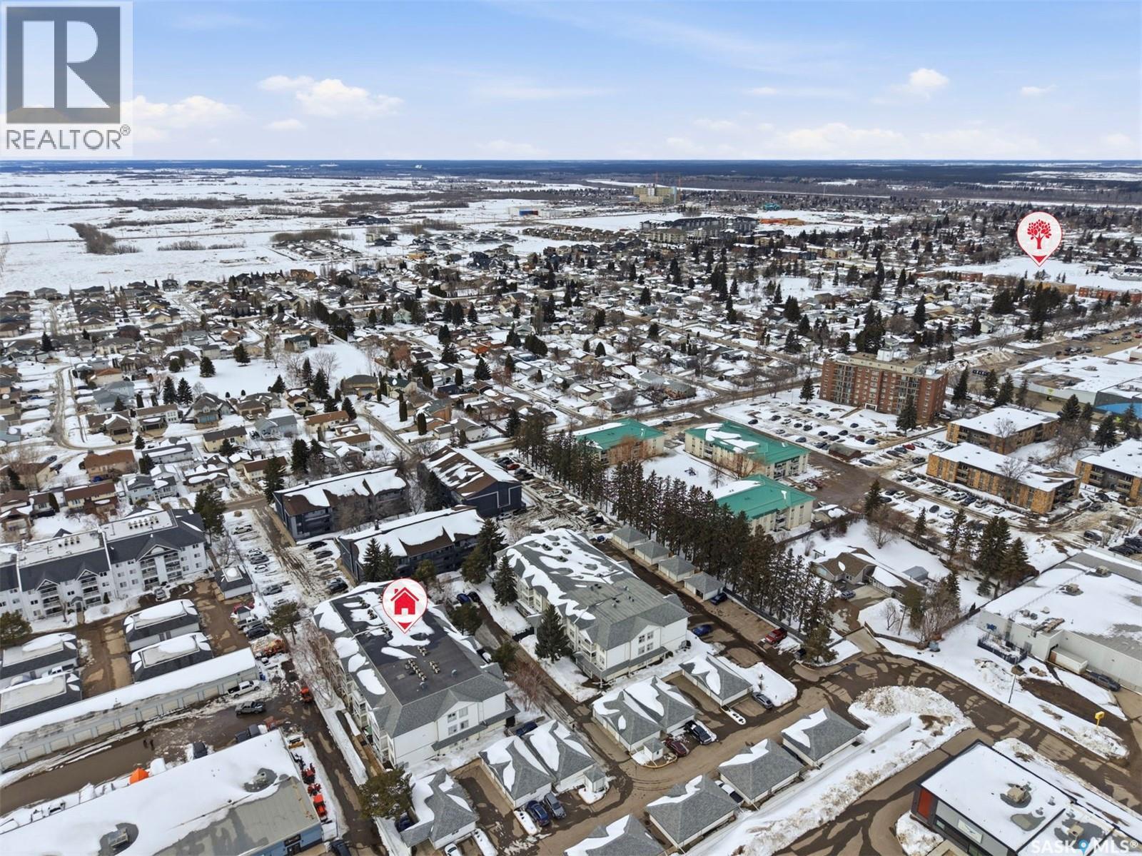 212 305 34th STREET W