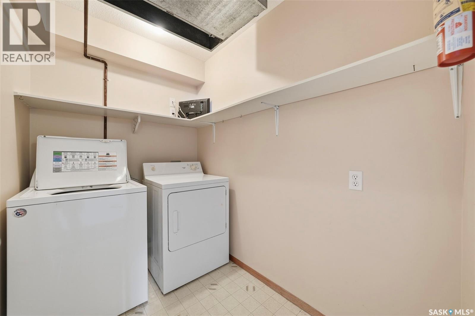 212 305 34th STREET W