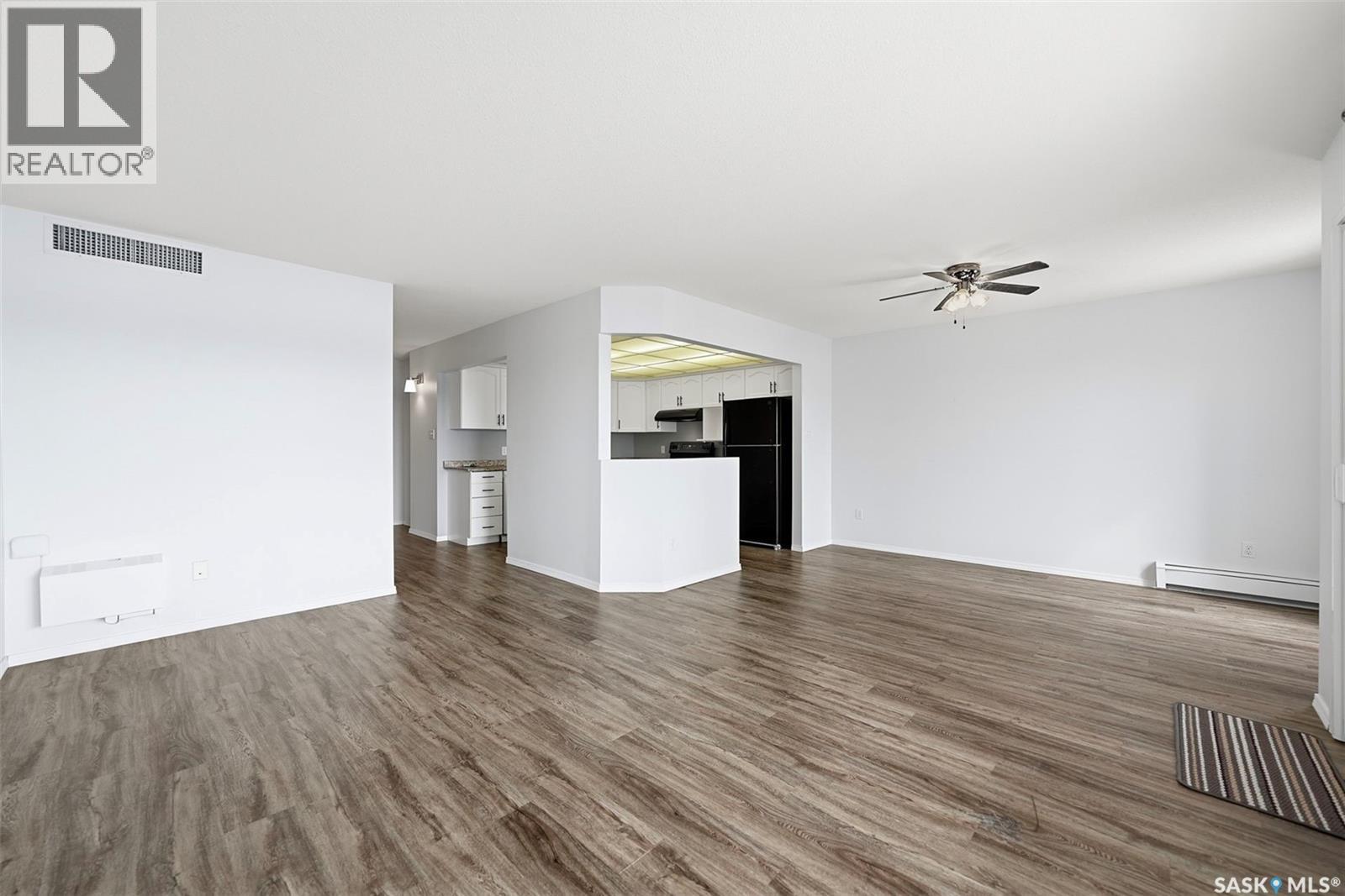 212 305 34th STREET W