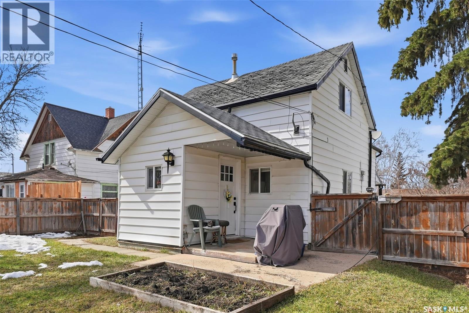 46 Bellamy AVENUE
