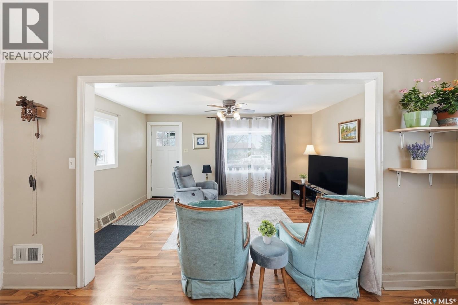 46 Bellamy AVENUE