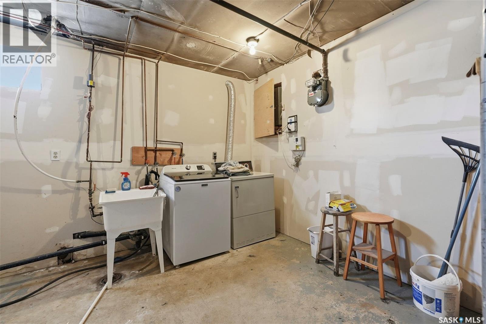 1951 15TH STREET W