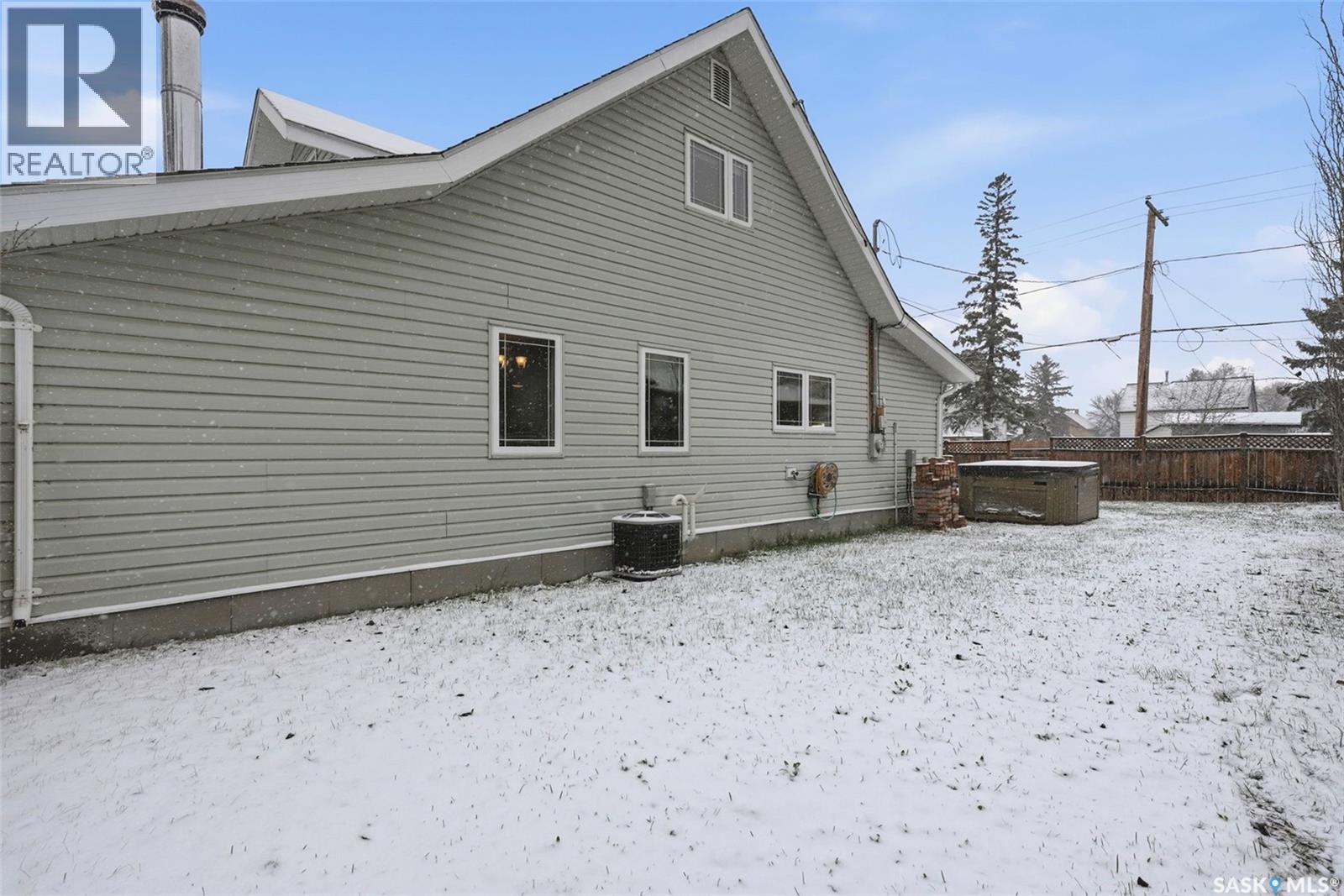 43 McCallum AVENUE