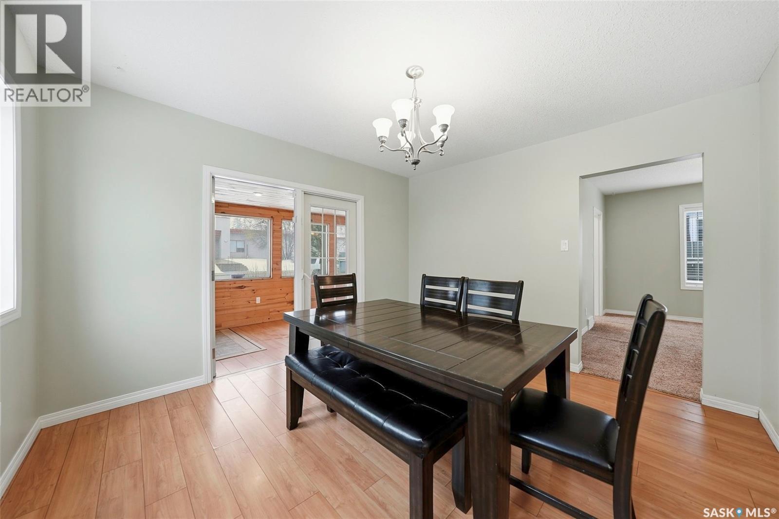 43 McCallum AVENUE
