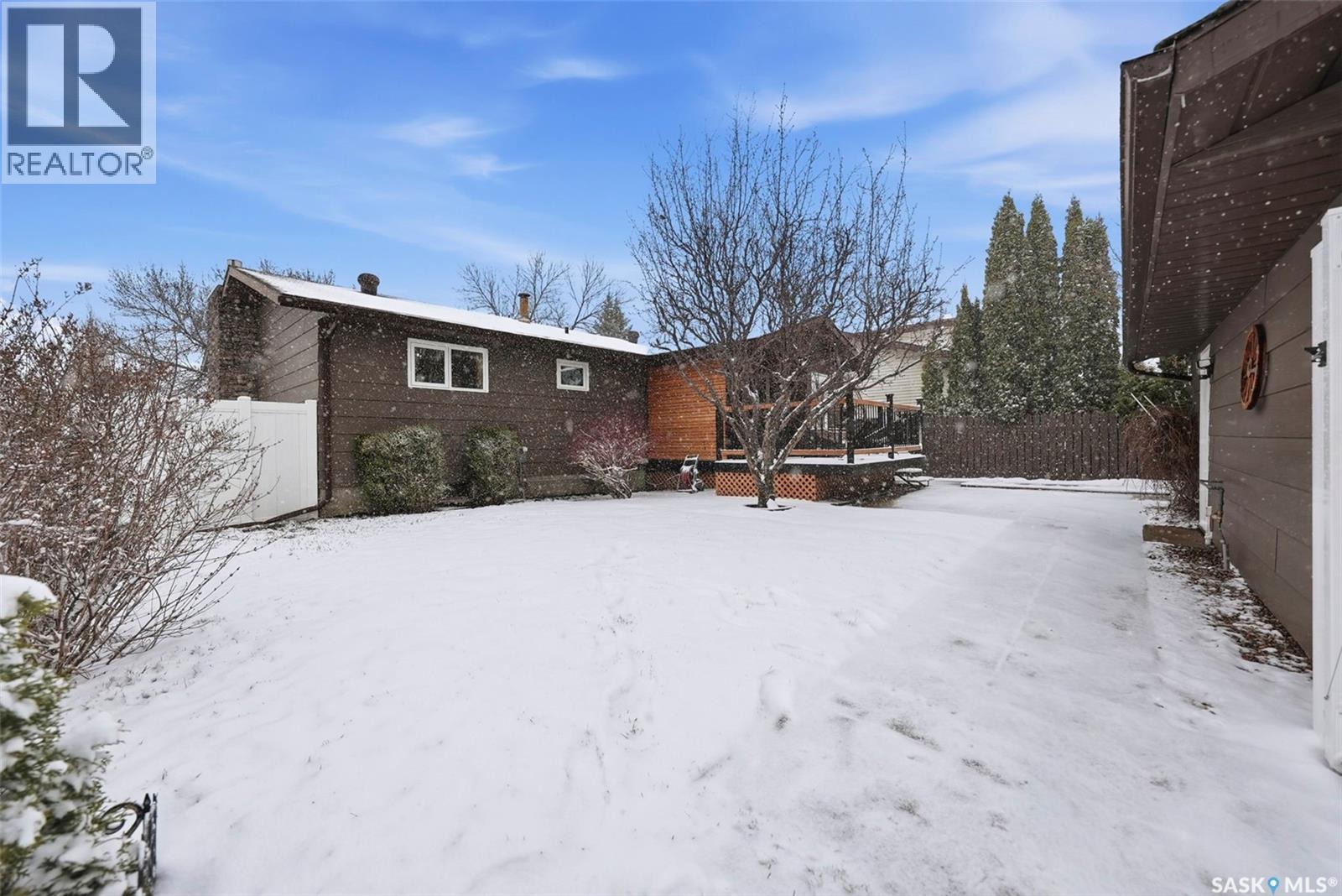 3495 Eagle CRESCENT