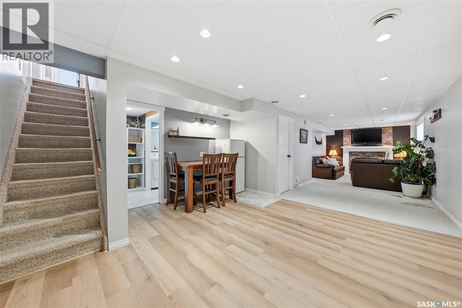 3495 Eagle CRESCENT