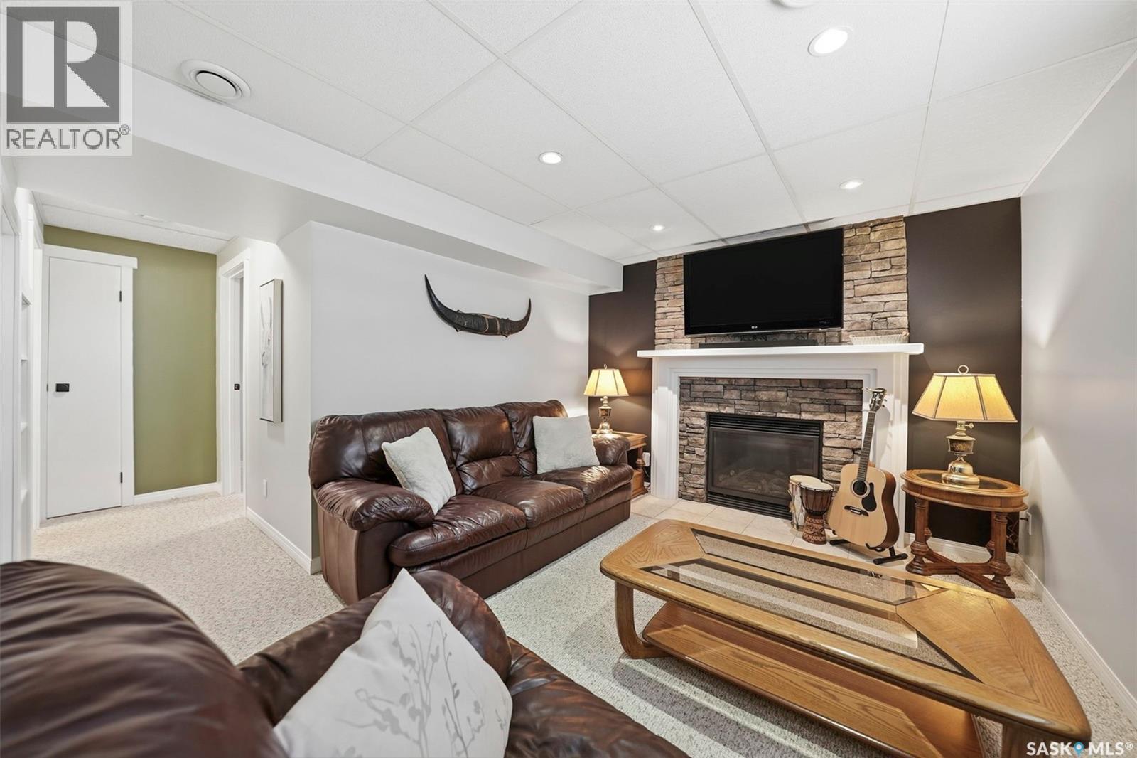 3495 Eagle CRESCENT