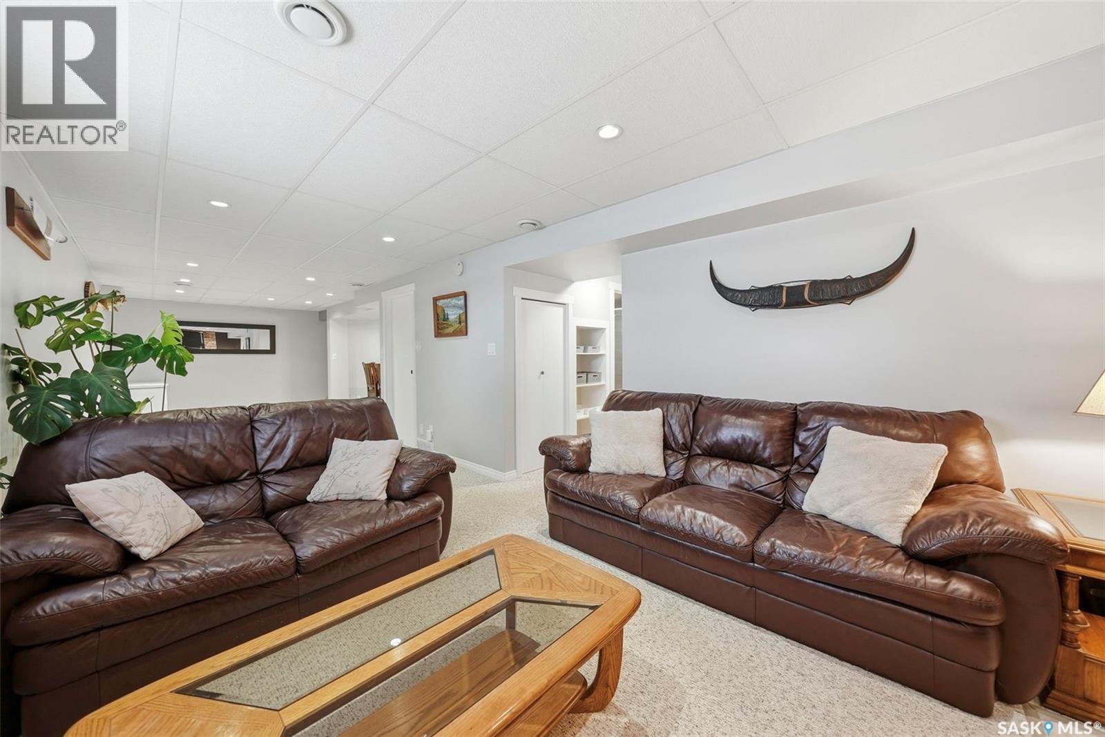 3495 Eagle CRESCENT