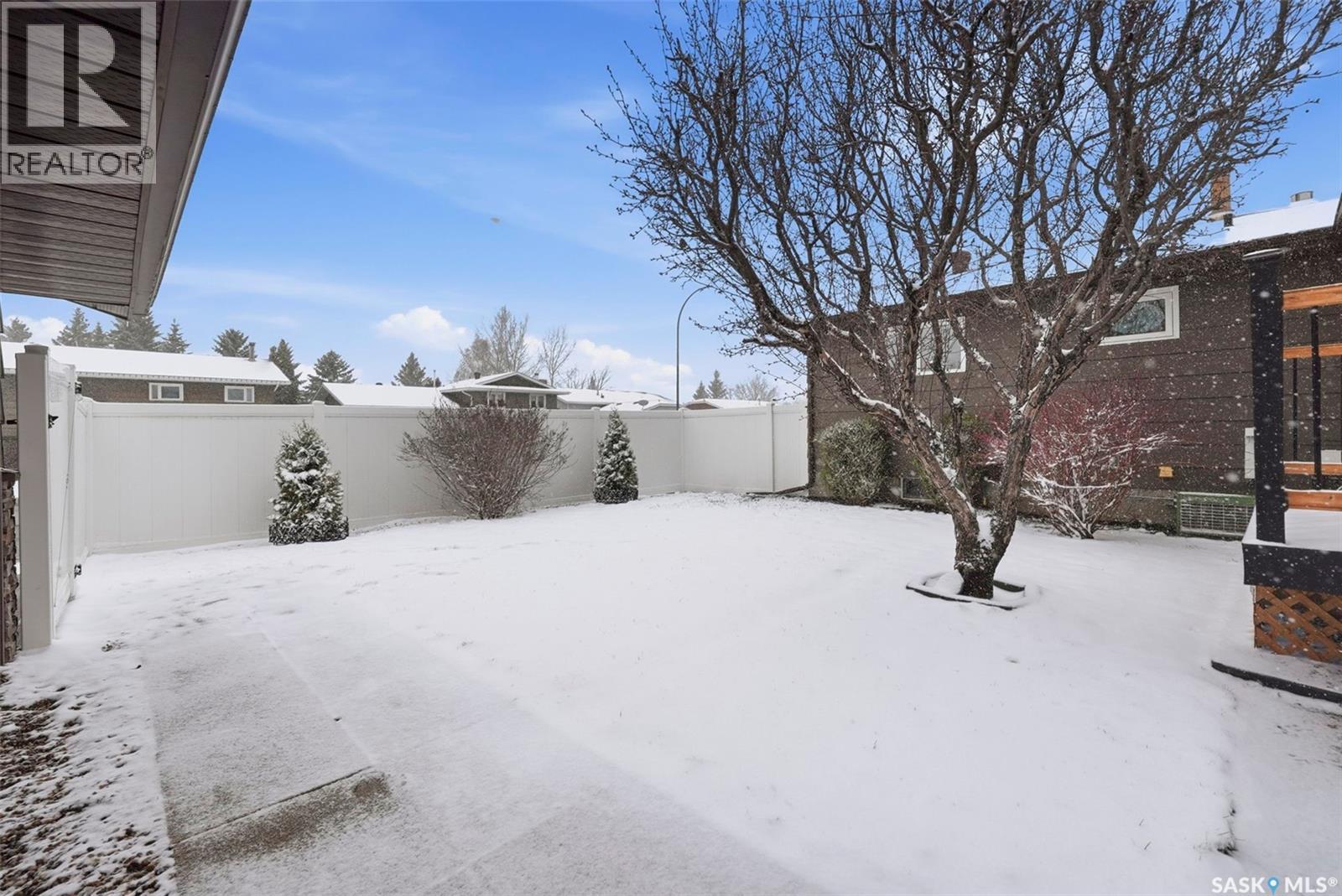 3495 Eagle CRESCENT