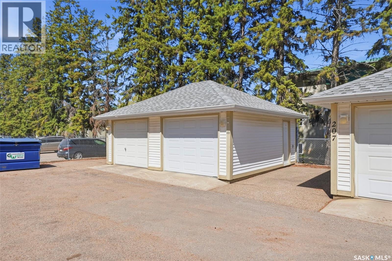 105 301 34th STREET W
