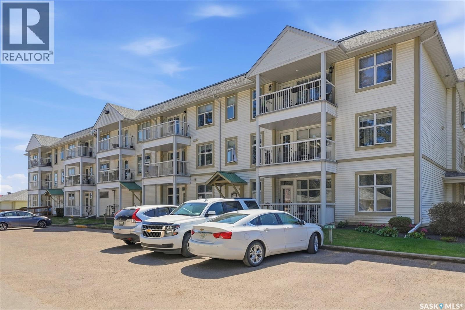 105 301 34th STREET W