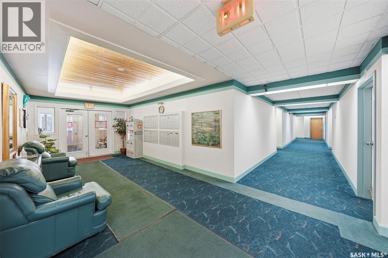 105 301 34th STREET W