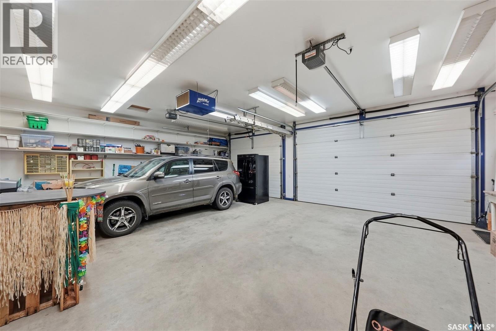 416 22ND STREET W