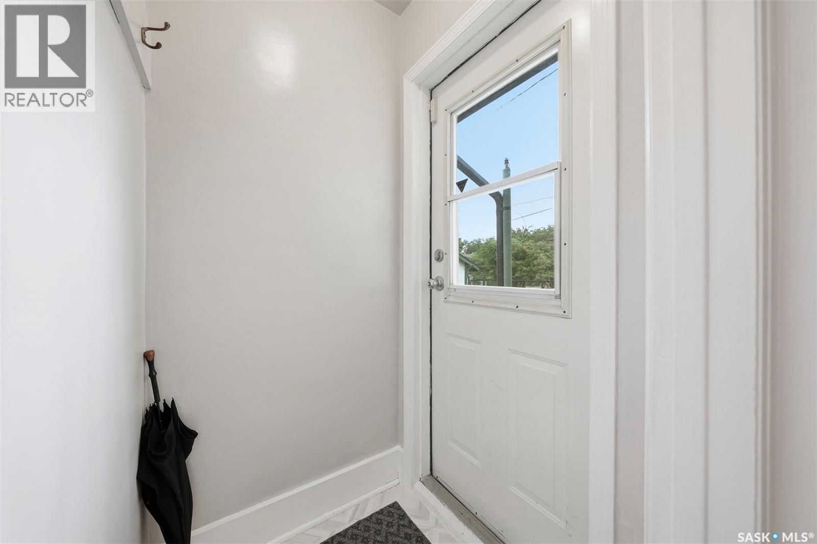 416 22ND STREET W