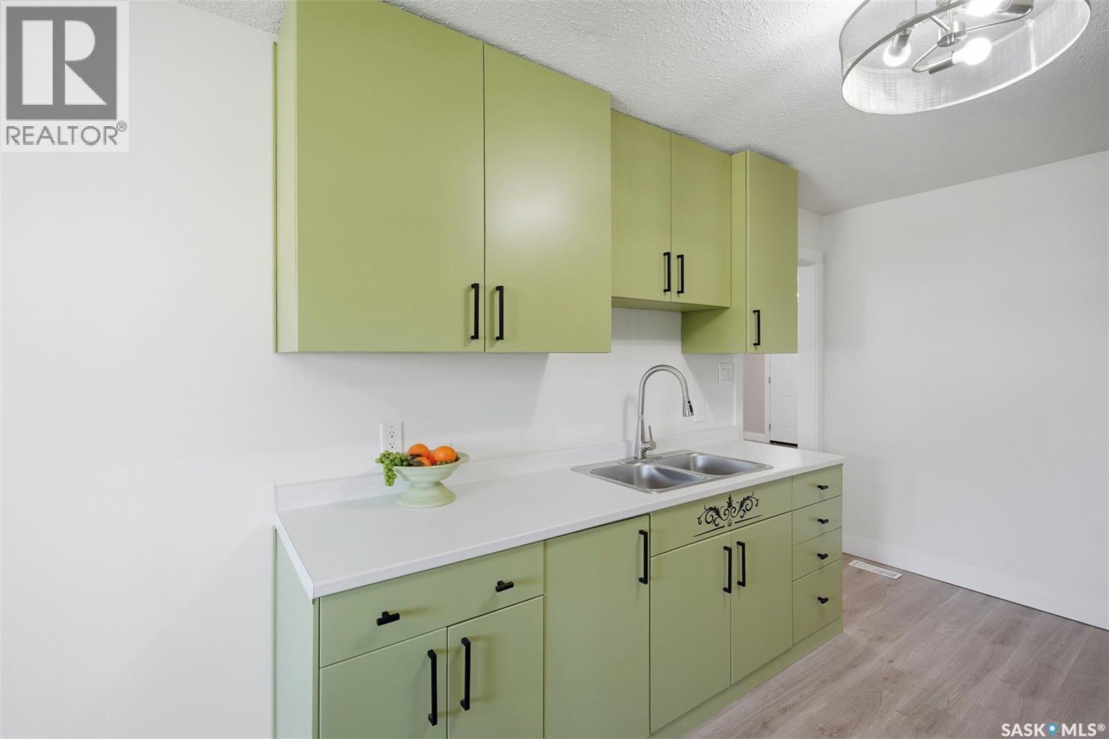 1919 14th STREET W