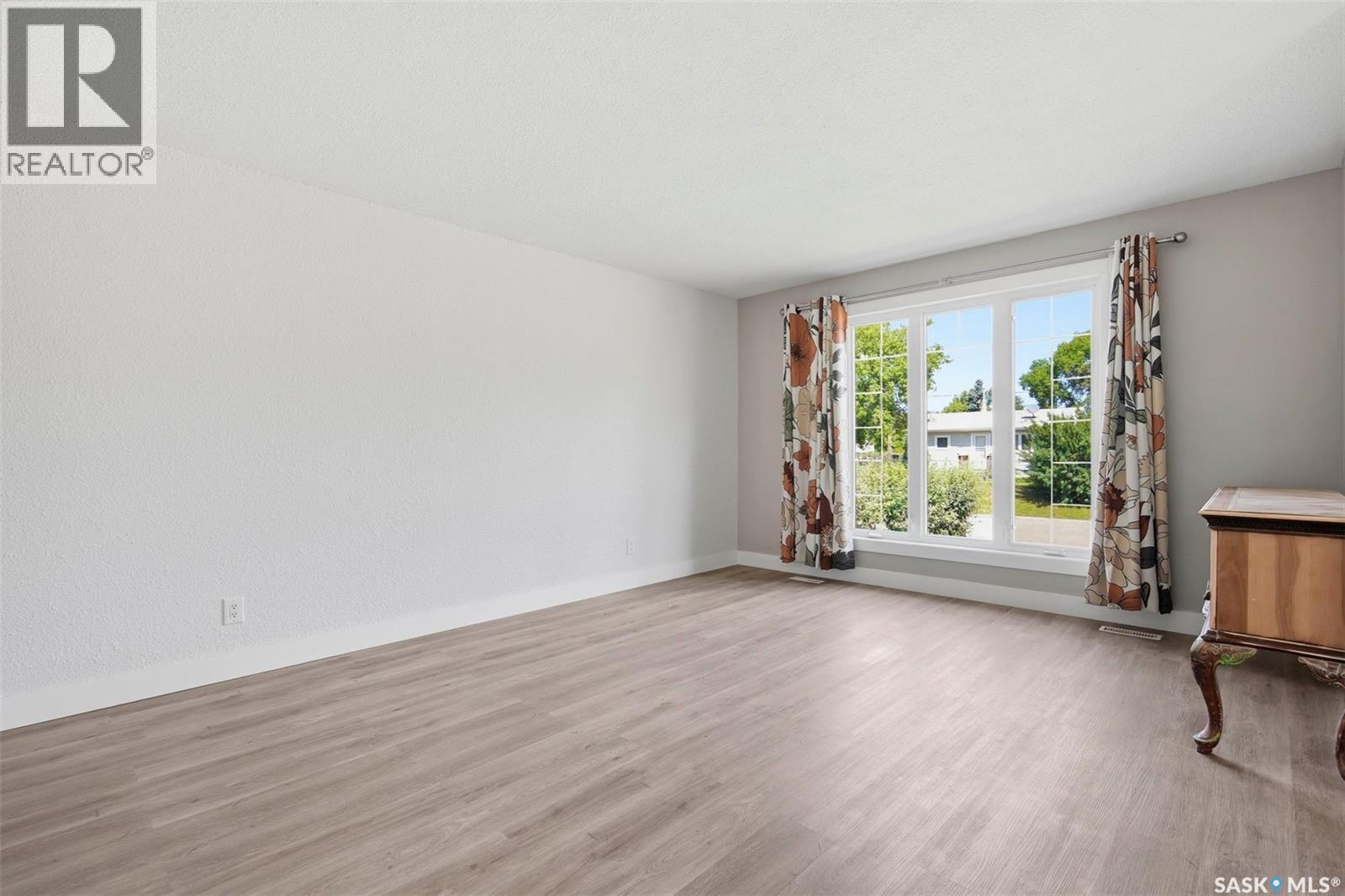 1919 14th STREET W