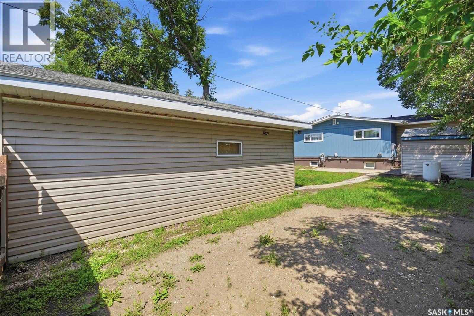 1919 14th STREET W