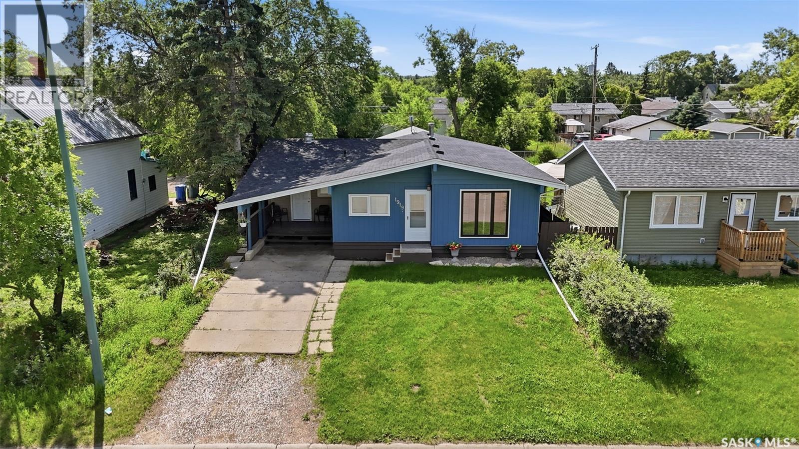 1919 14th STREET W