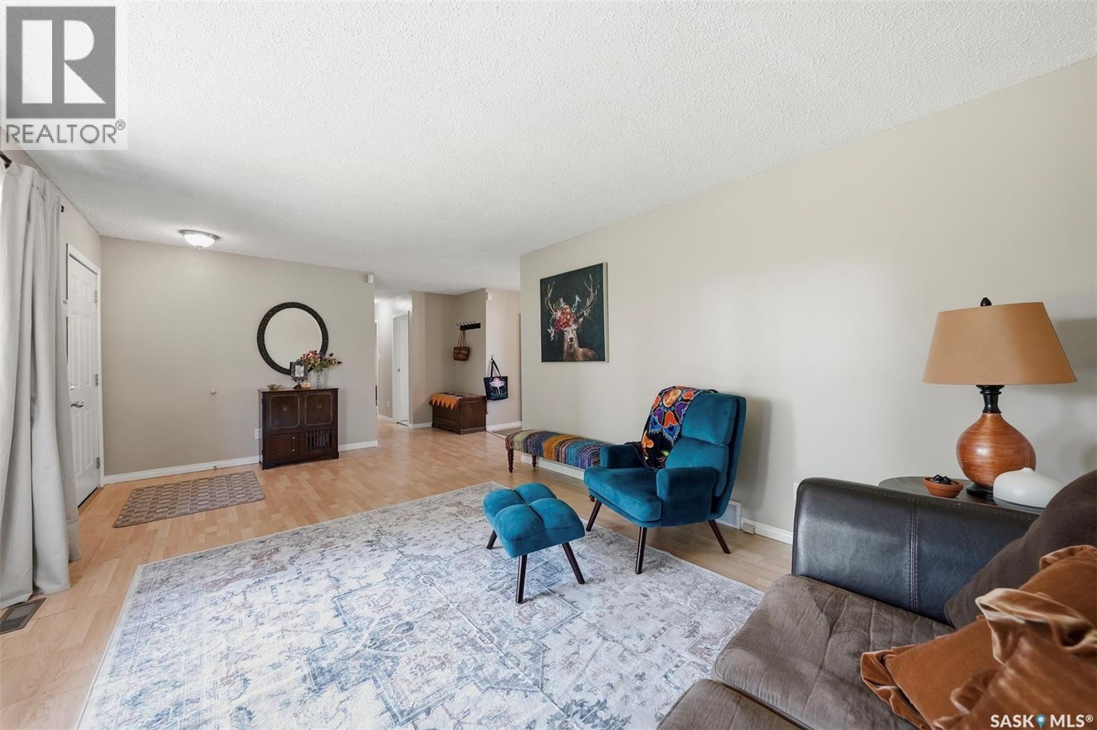 946 13th STREET W