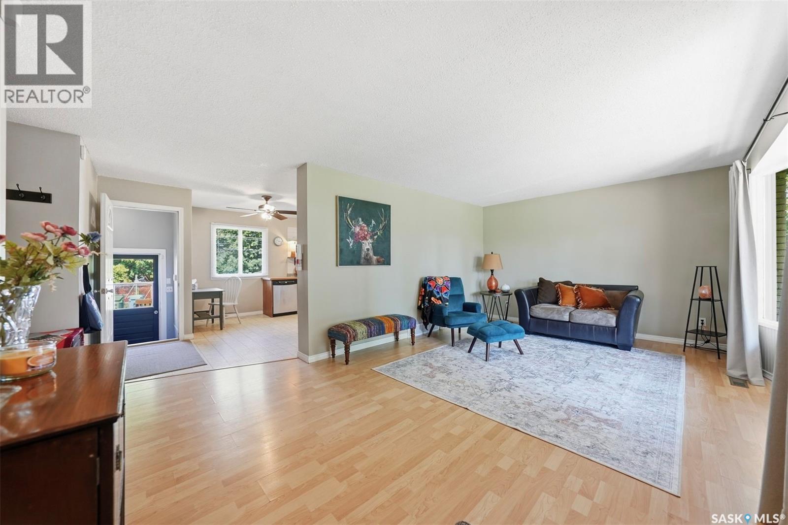946 13th STREET W