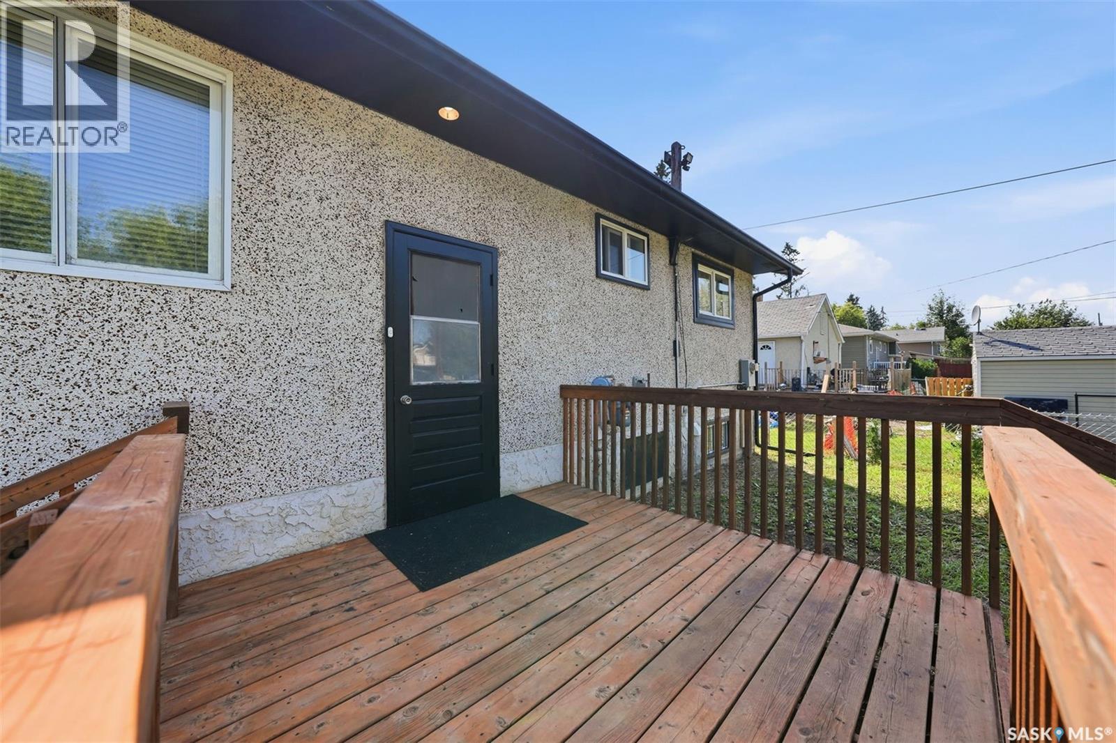 946 13th STREET W