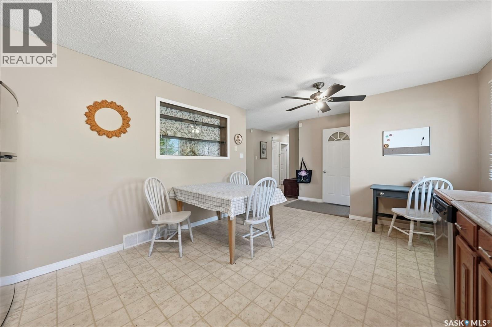 946 13th STREET W
