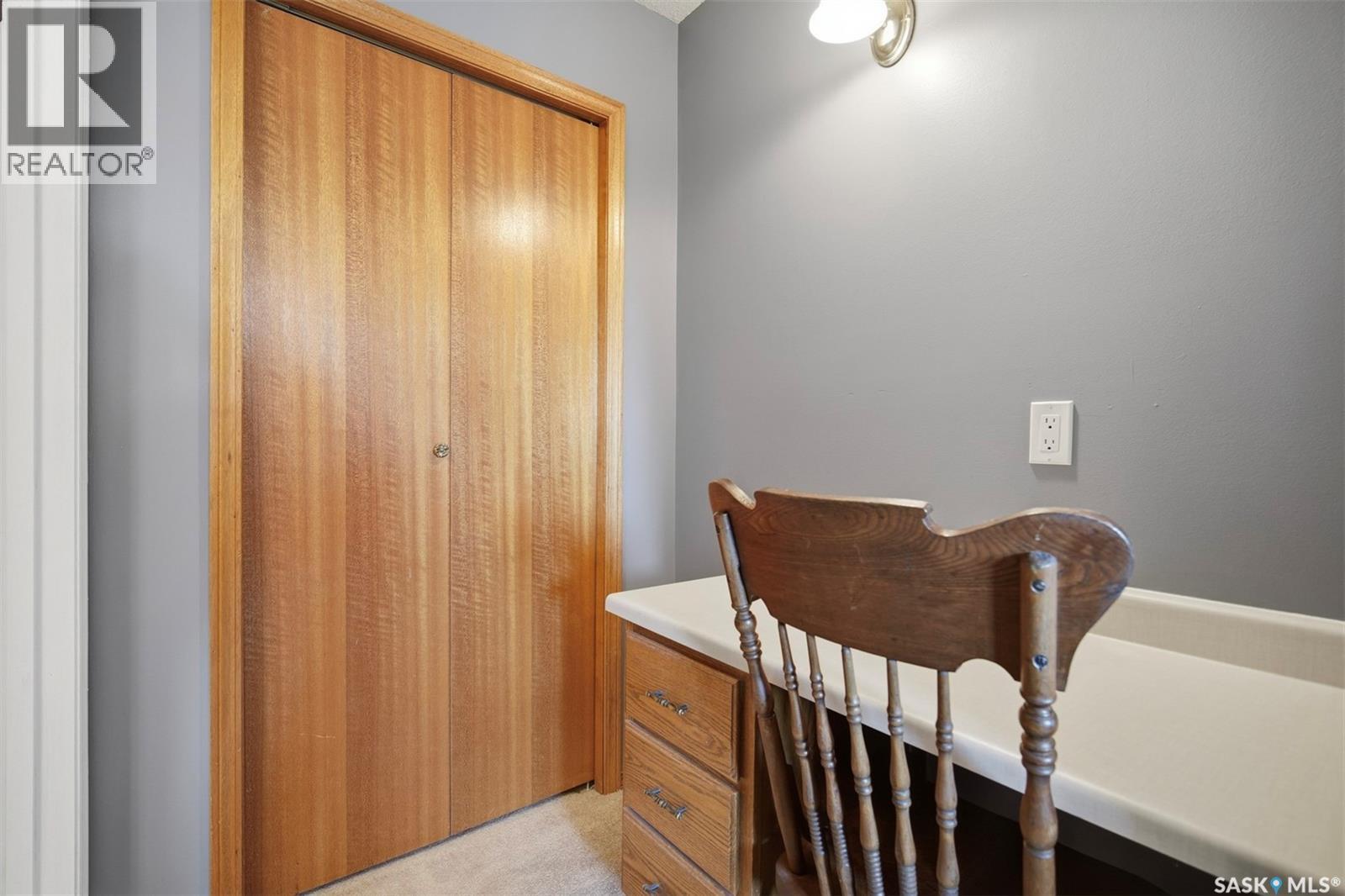 389 21st STREET W