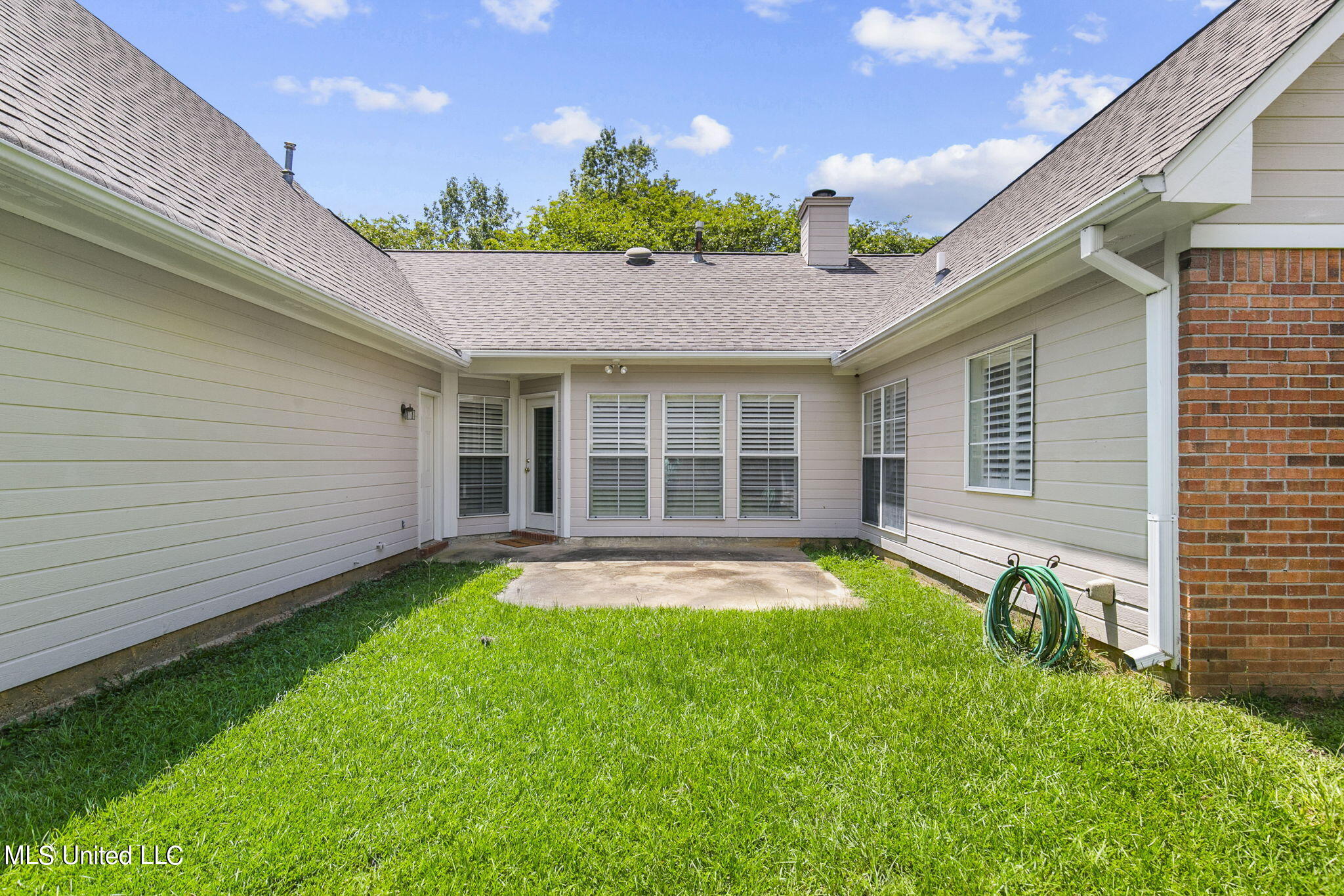 713 Spring Hill Drive