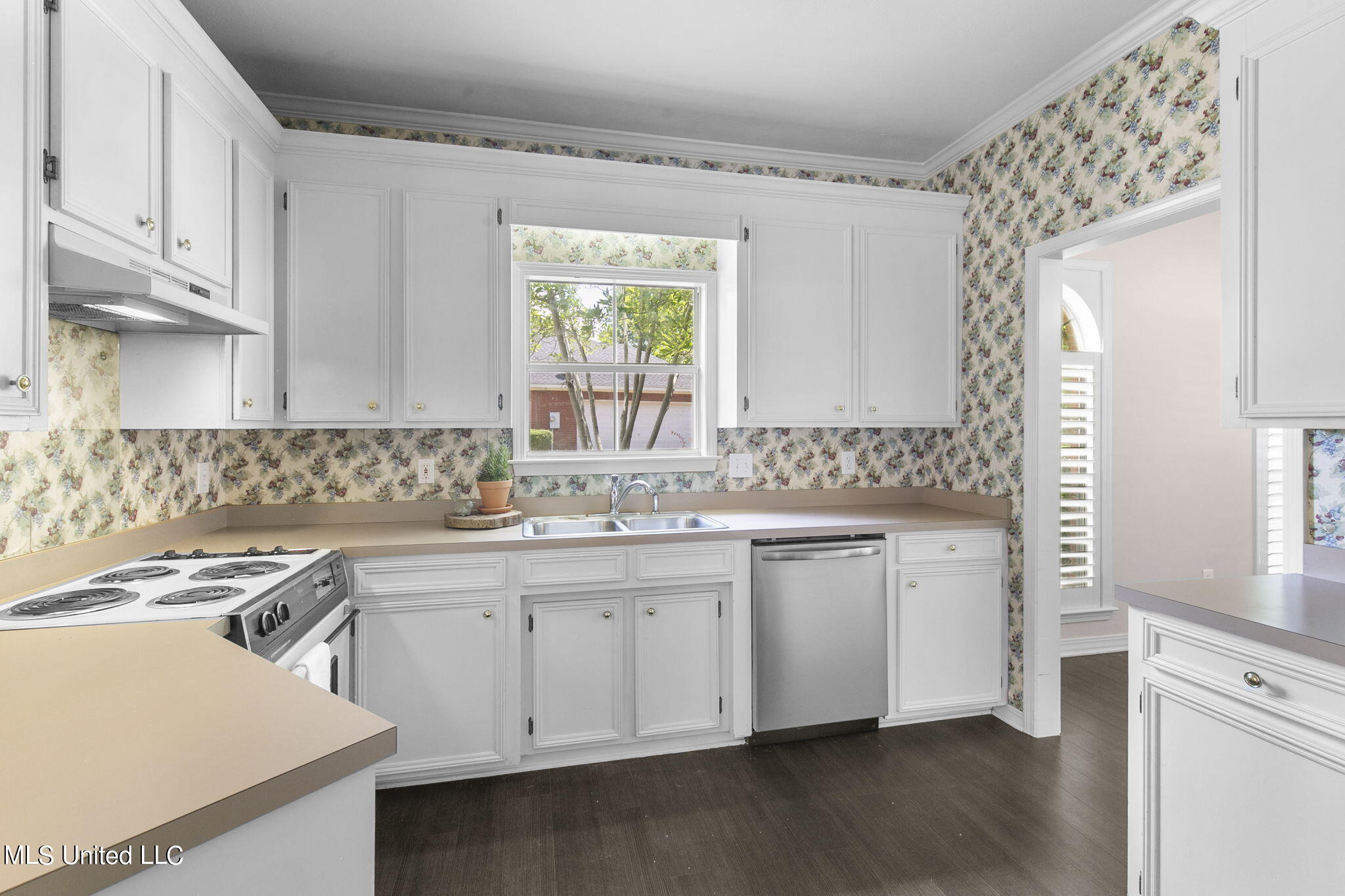 713 Spring Hill Drive