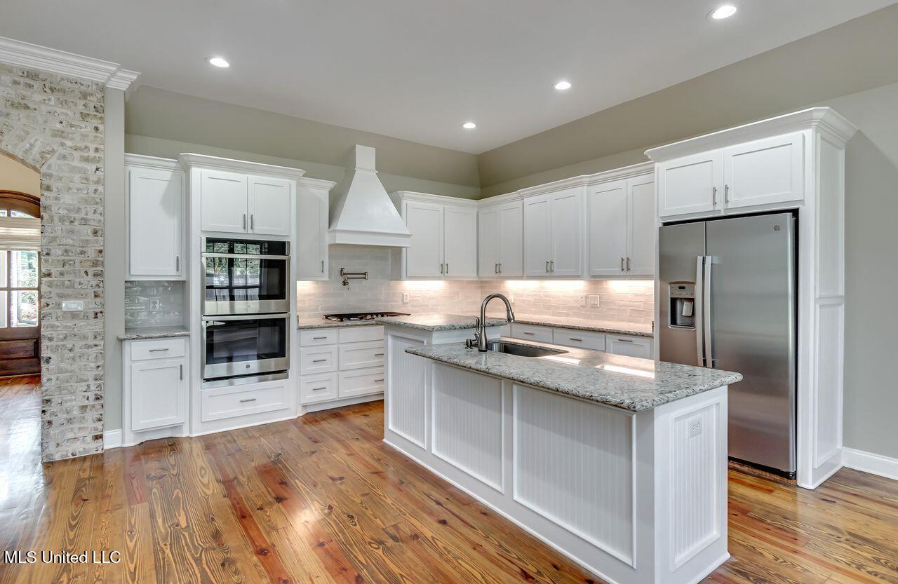 104 Cornerstone Drive