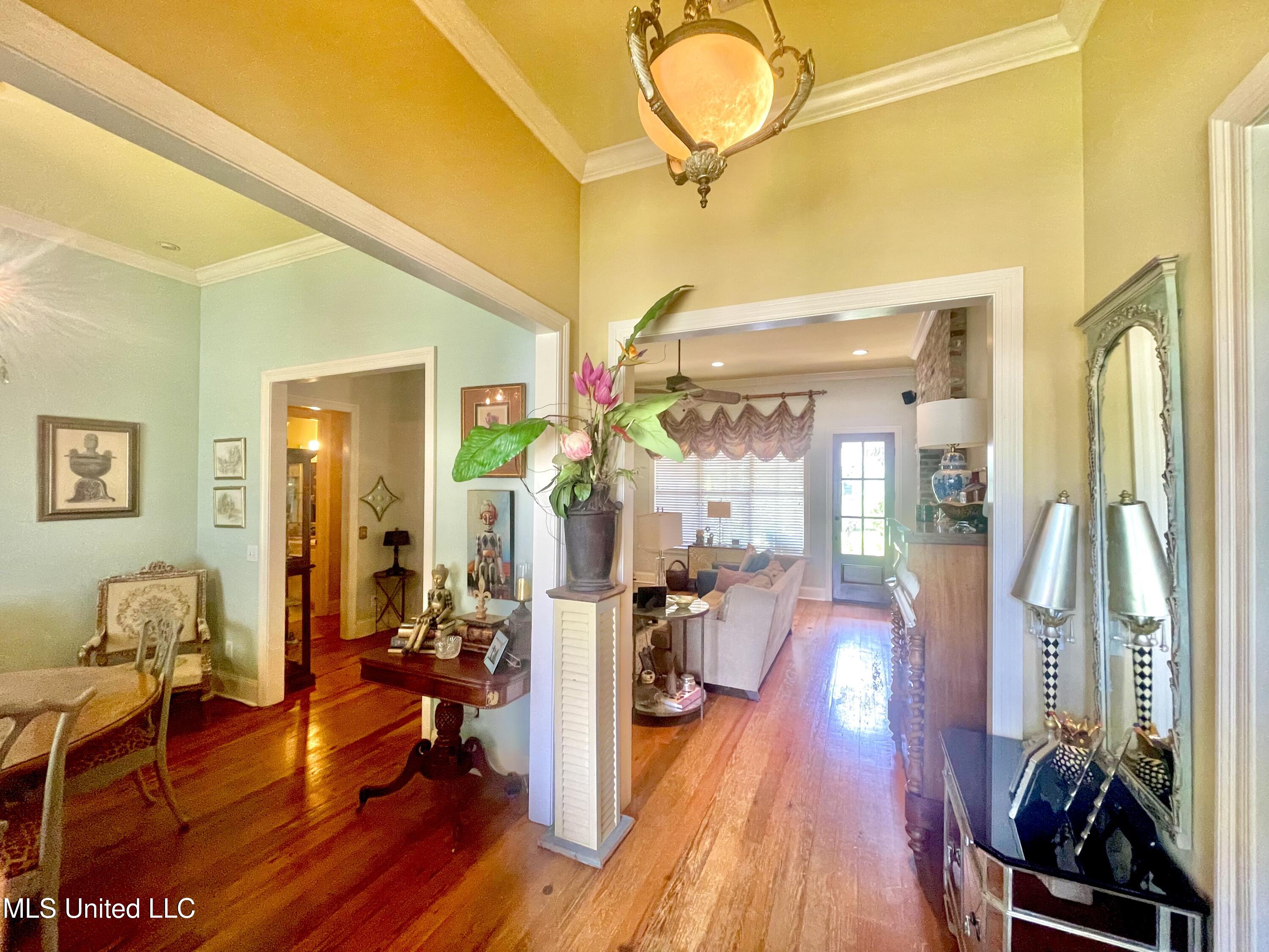 870 Wellington Way Way