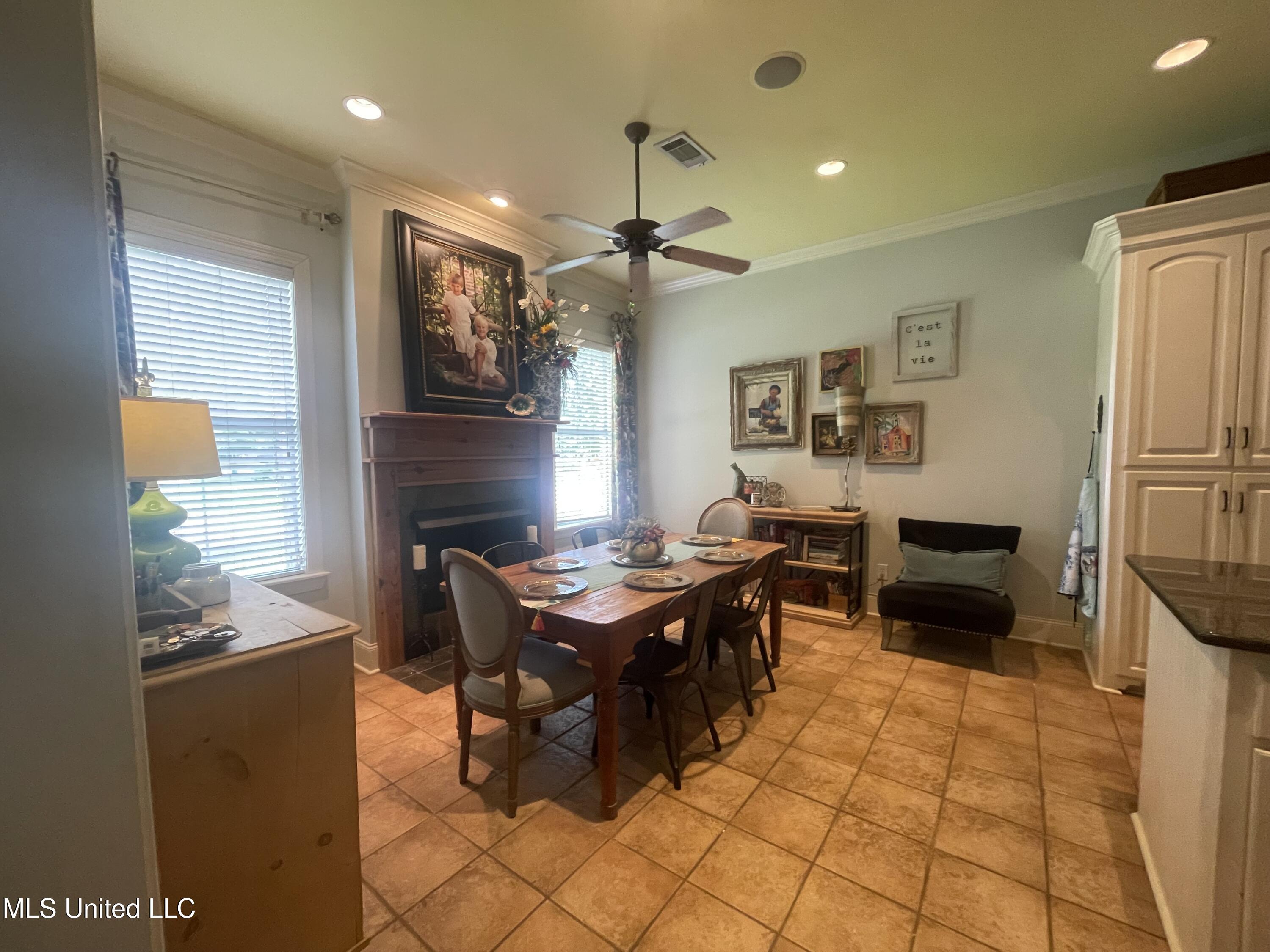 870 Wellington Way Way