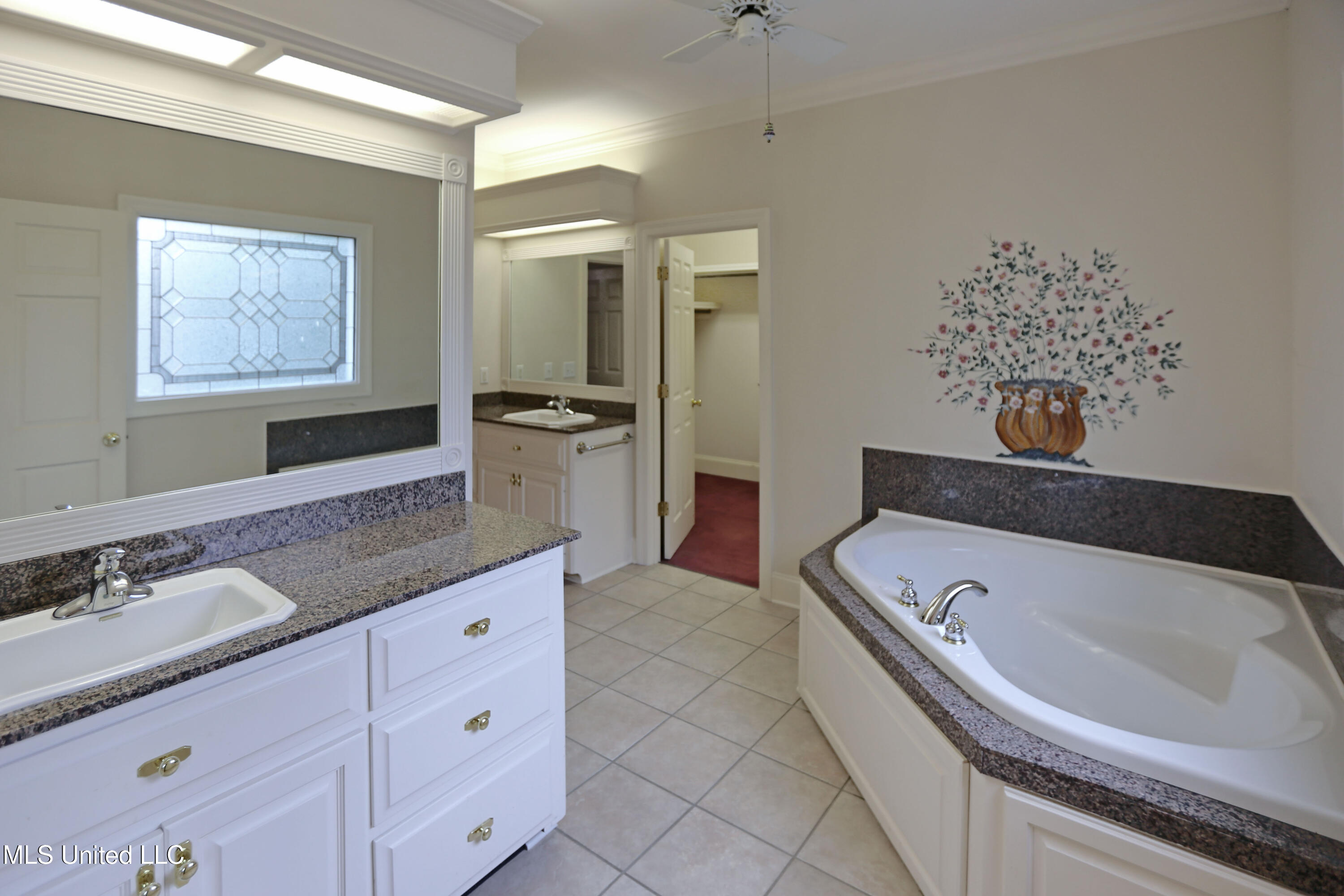 406 Roses Bluff Drive