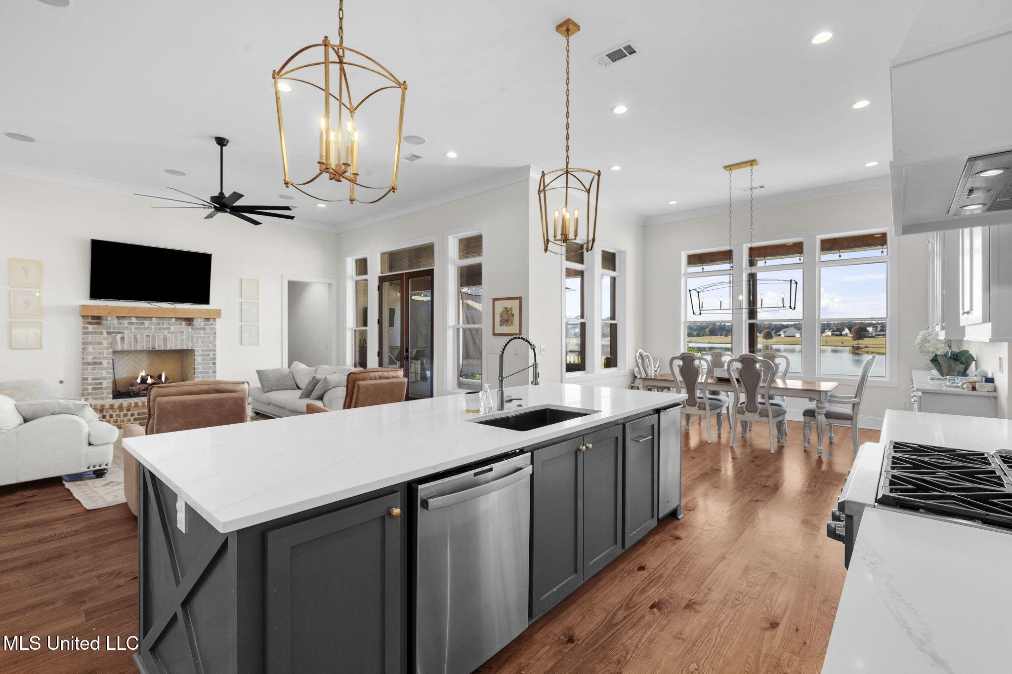 104 Chamberlin Court