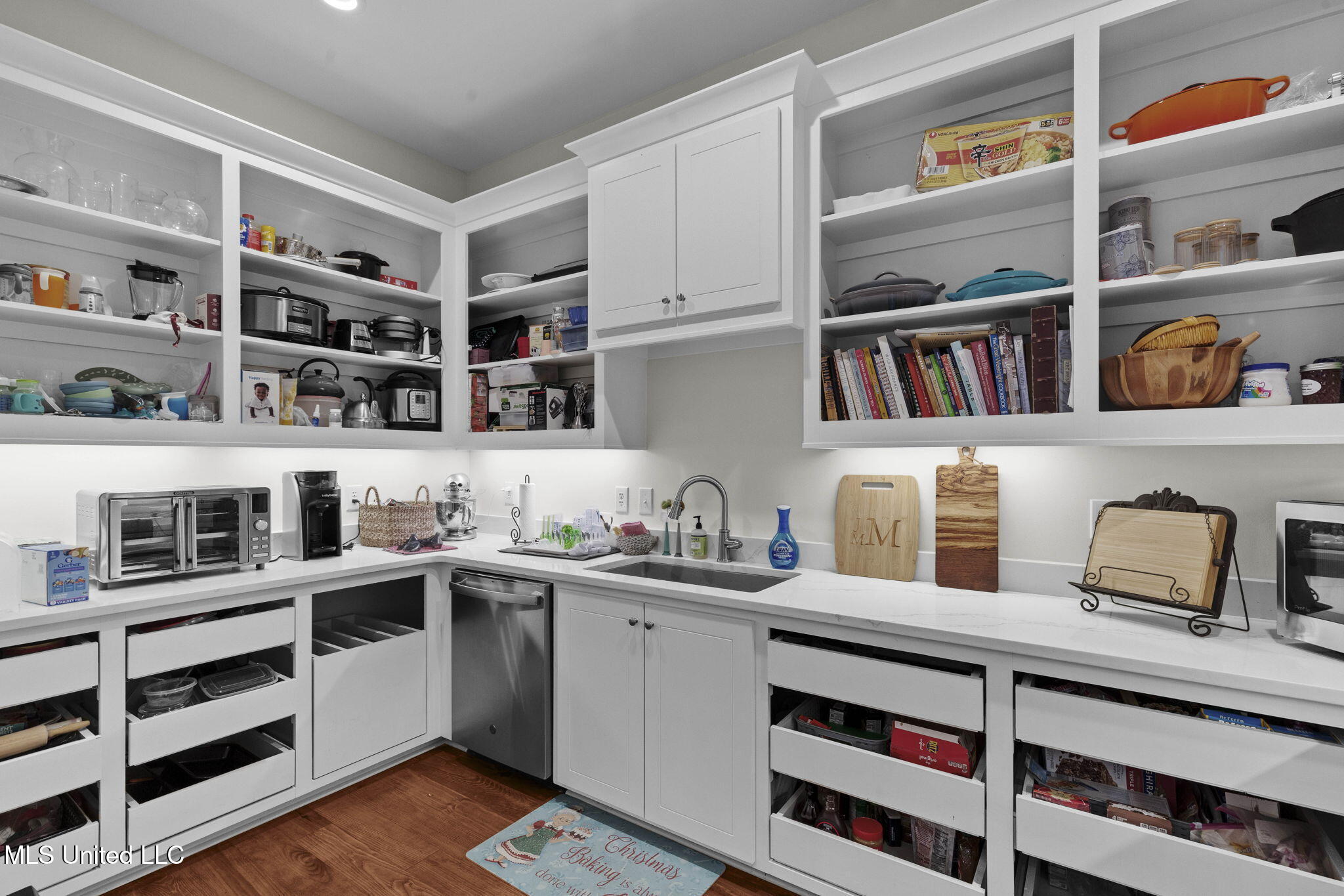 104 Chamberlin Court