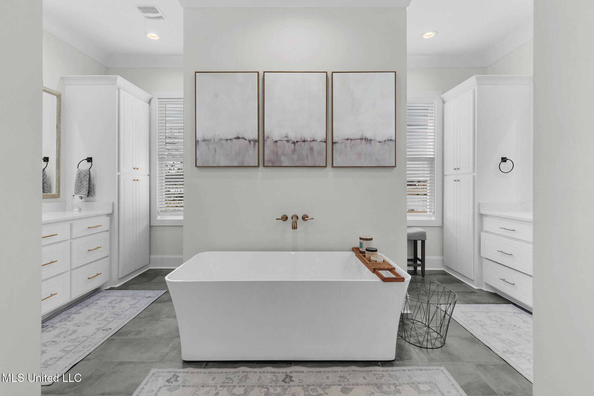 104 Chamberlin Court