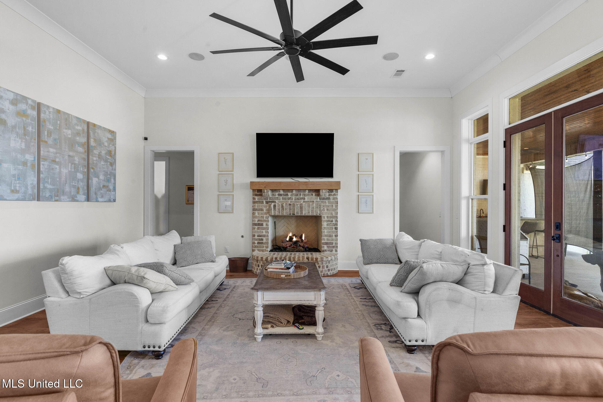 104 Chamberlin Court