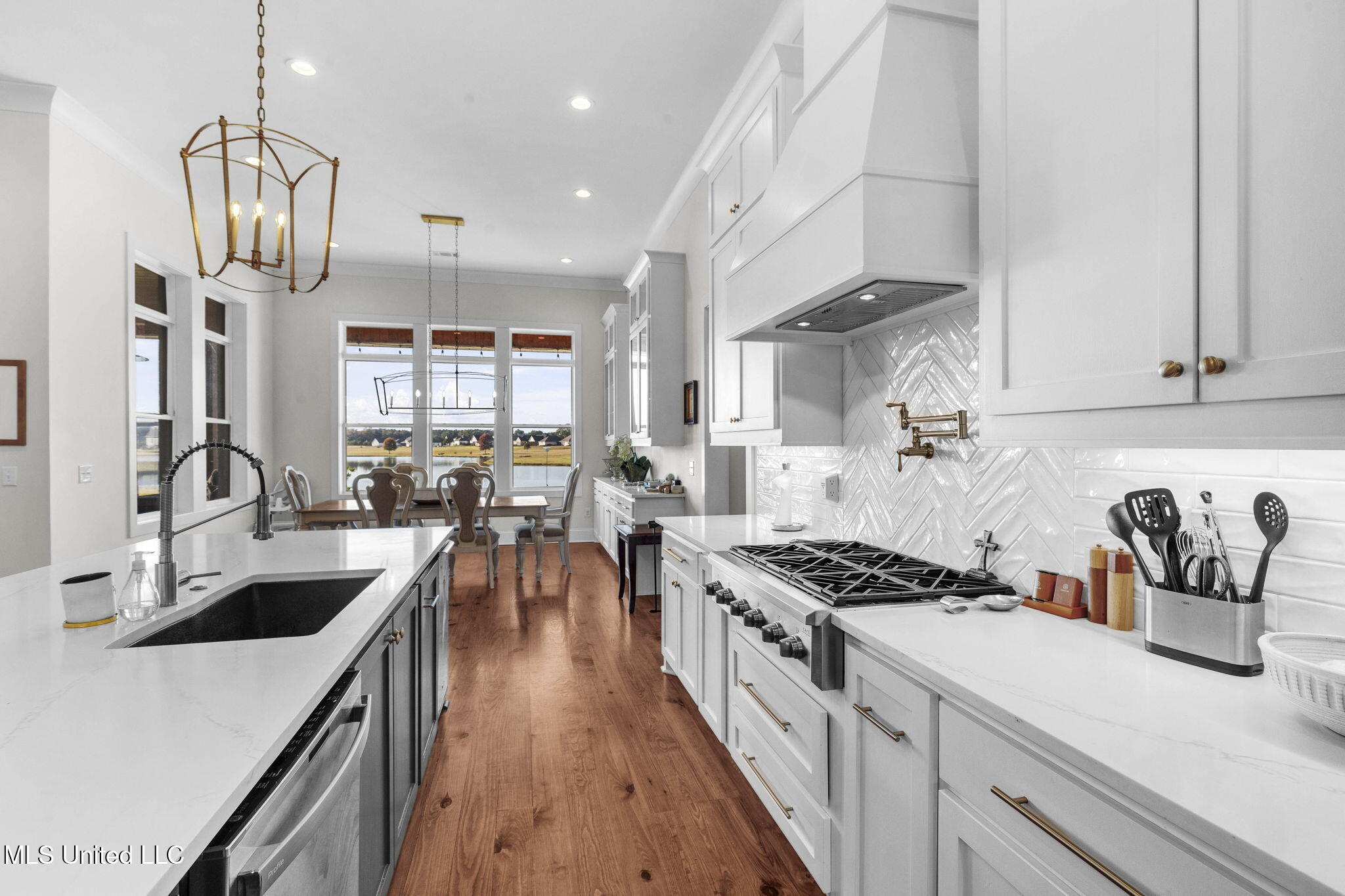 104 Chamberlin Court