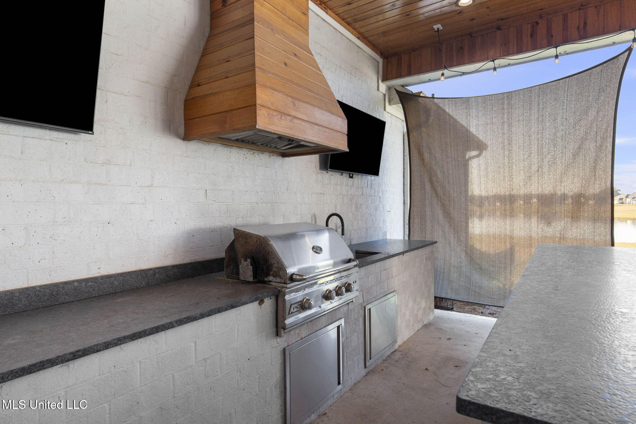 104 Chamberlin Court