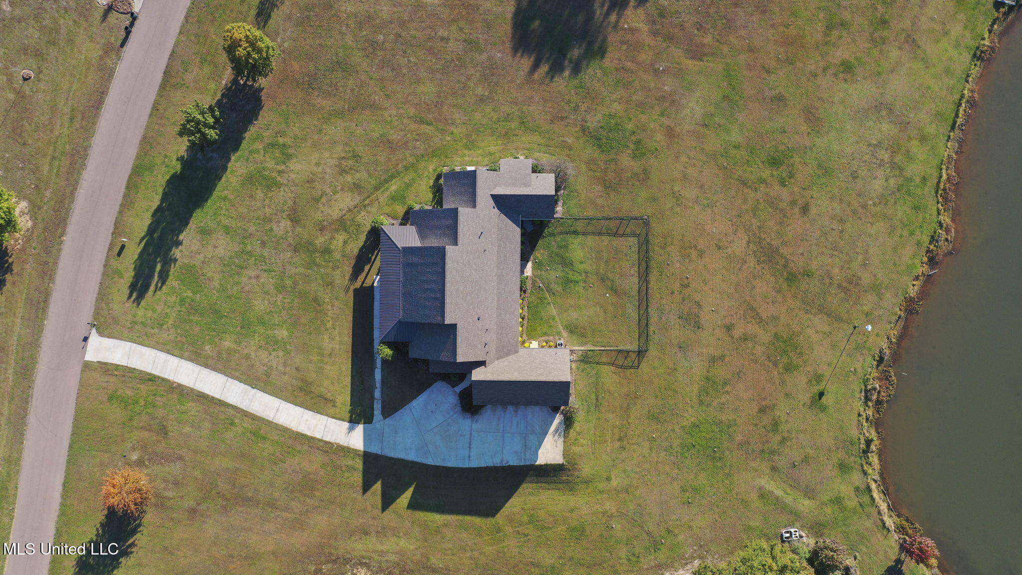 104 Chamberlin Court