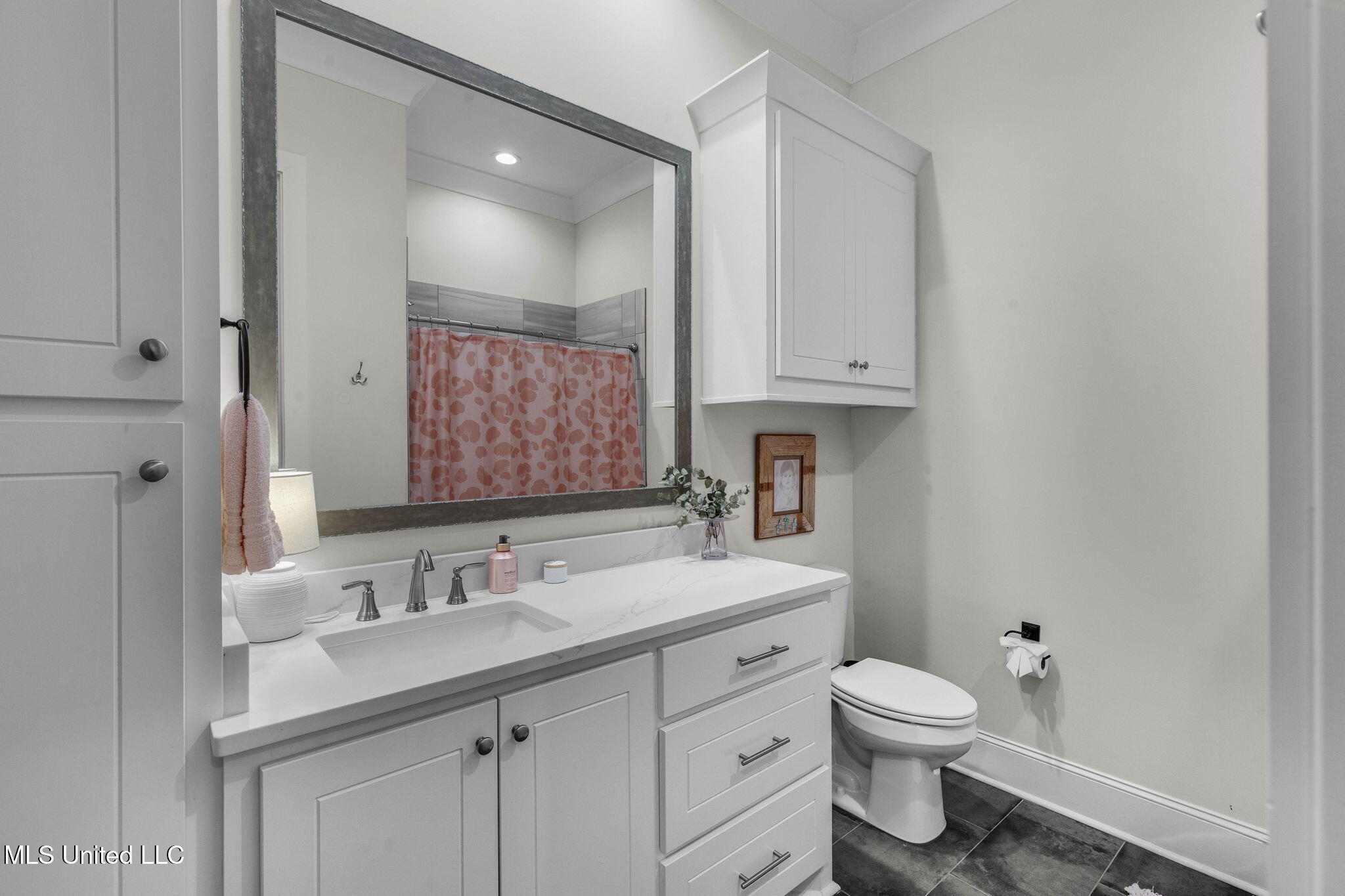 104 Chamberlin Court